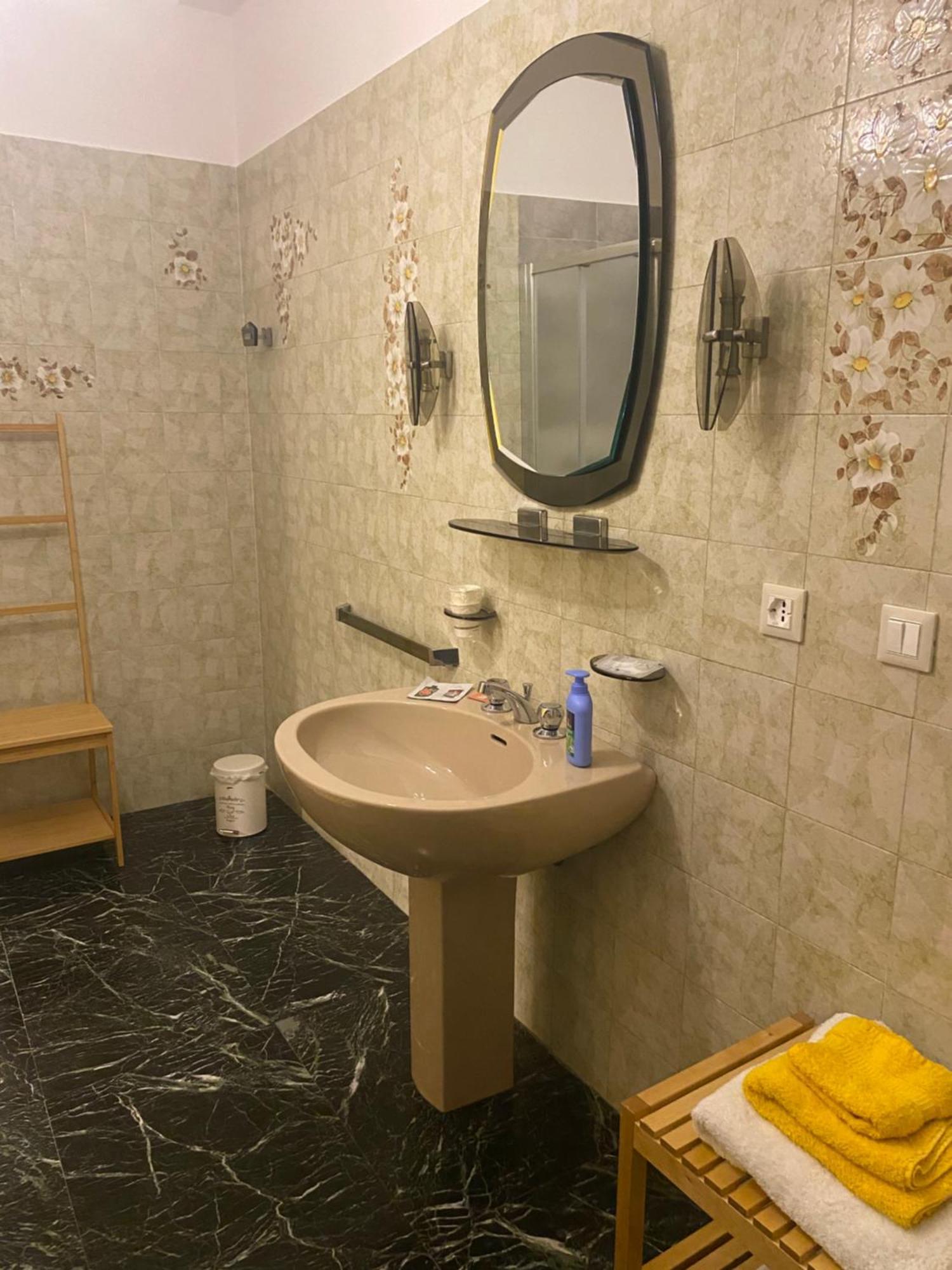 B&B Il Castagno Roccavione Luaran gambar
