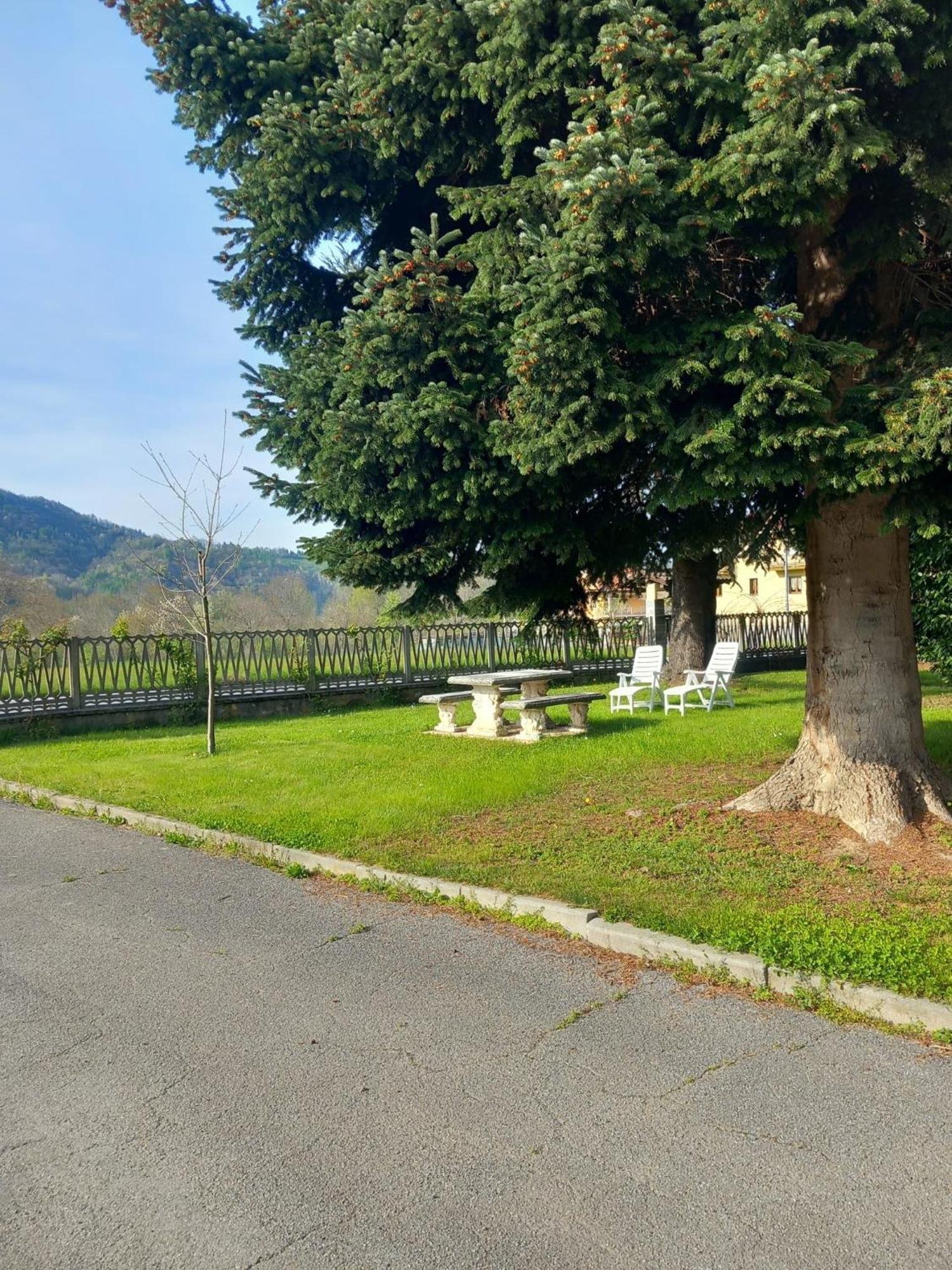 B&B Il Castagno Roccavione Luaran gambar